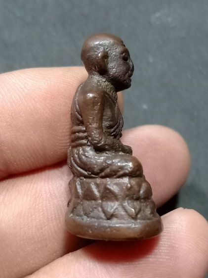 หลวงพ่อทวดวัดช้างไห้ พิมพ์บัวรอบ ก้นลายเซ็น 08 พระบ้านๆน่าบูชา รูปที่ 4