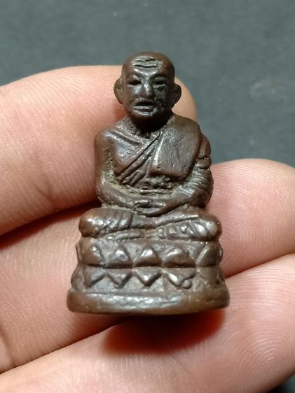 หลวงพ่อทวดวัดช้างไห้ พิมพ์บัวรอบ ก้นลายเซ็น 08 พระบ้านๆน่าบูชา รูปที่ 6