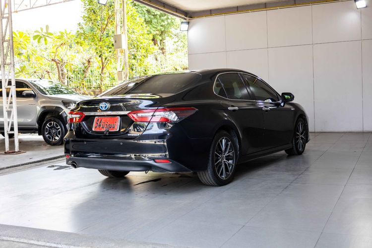 Toyota Camry 2021 2.5 HV Premium Sedan ไฮบริด ไม่ติดแก๊ส เกียร์อัตโนมัติ ดำ รูปที่ 4