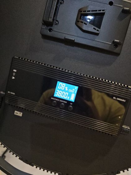 ไฟสตูดิโอแบบกลมชนิดแสงนุ่ม (LED Soft Light) รุ่น SL-360A หรือ SL-360ARC สภาพดีมาก ใช้งานน้อยมาก 4-5 ครั้ง รูปที่ 5