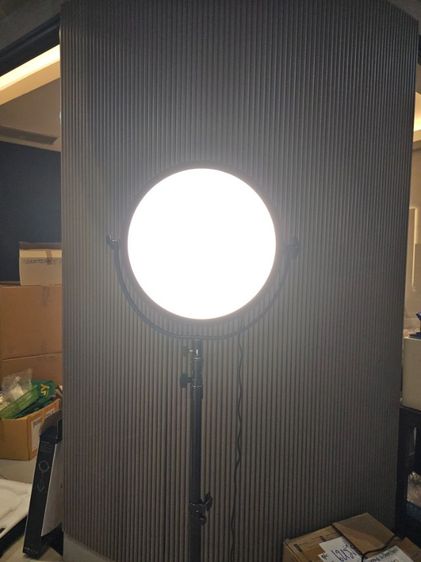 ไฟสตูดิโอแบบกลมชนิดแสงนุ่ม (LED Soft Light) รุ่น SL-360A หรือ SL-360ARC สภาพดีมาก ใช้งานน้อยมาก 4-5 ครั้ง รูปที่ 6