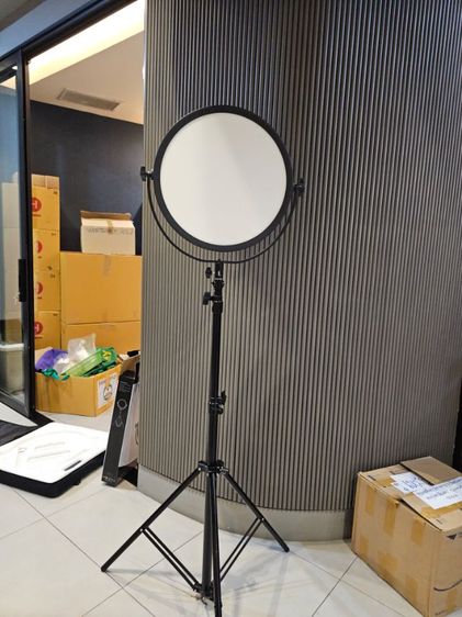 ไฟสตูดิโอแบบกลมชนิดแสงนุ่ม (LED Soft Light) รุ่น SL-360A หรือ SL-360ARC สภาพดีมาก ใช้งานน้อยมาก 4-5 ครั้ง รูปที่ 4