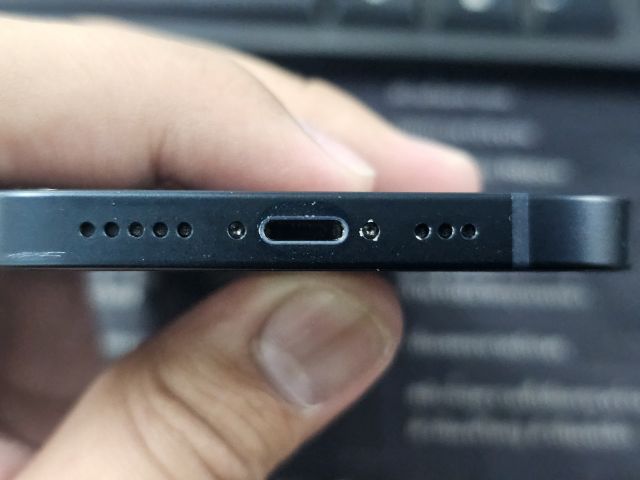 iPhone 13 256gb สีน้ำเงินเข้ม สภาพนางฟ้า รูปที่ 8