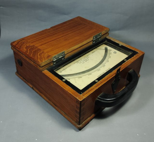 เครื่องวัดอุณหภูมิโบราณจากแดนอังกฤษ รูปที่ 3