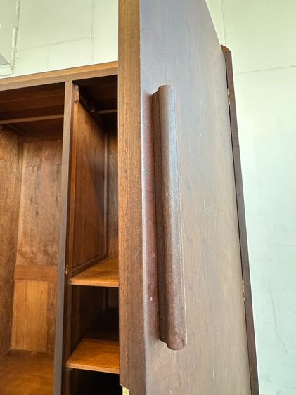 ตู้เสื้อผ้าไม้สัก สไตล์วินเทจ 2 บานเปิด 2 ลิ้นชัก สีน้ำตาล รูปที่ 17