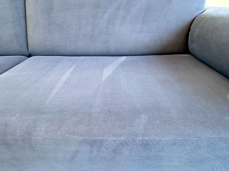 โซฟา 2 ที่นั่ง แบรนด์ MODERNFORM เบาะผ้ากำมะหยี่สีน้ำเงิน รูปที่ 9