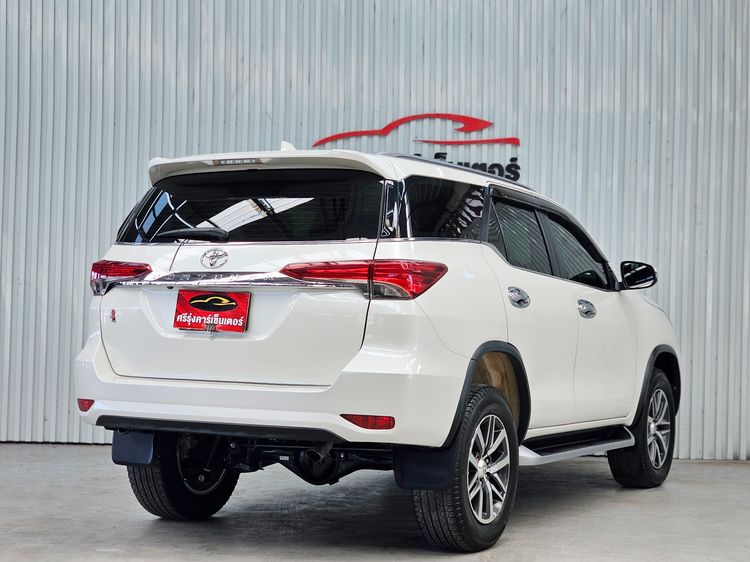 Toyota Fortuner 2018 2.4 V Utility-car ดีเซล ไม่ติดแก๊ส เกียร์อัตโนมัติ ขาว รูปที่ 4