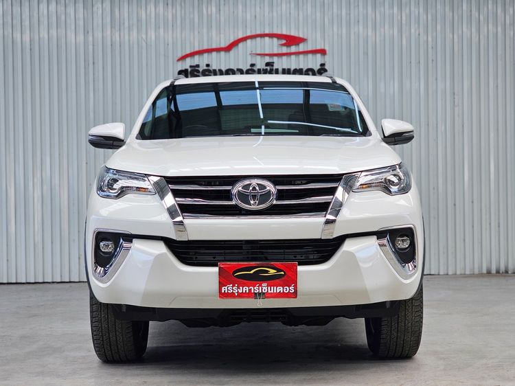 Toyota Fortuner 2018 2.4 V Utility-car ดีเซล ไม่ติดแก๊ส เกียร์อัตโนมัติ ขาว รูปที่ 2
