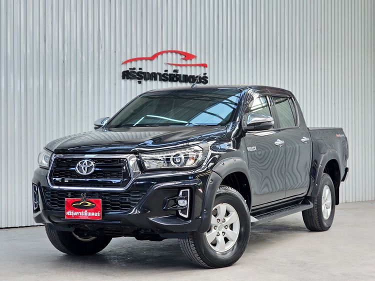 รถ Toyota Hilux Revo 2.4 E Prerunner สี ดำ