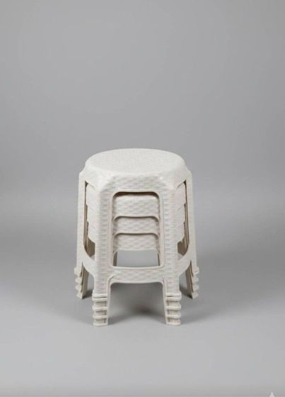 เก้าอี้พลาสติกกลม