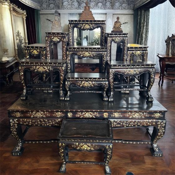 โต๊ะหมู่ฝังมุกงานเก่า