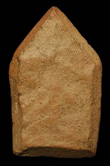 พระเนื้อดินเก่า ฐาน2.6สูง4.8ซ.ม BB 273 รูปที่ 2