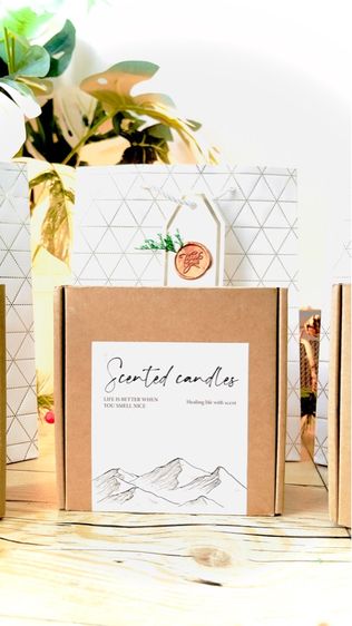 เซ็ทเทียนหมอพร้องแพ็คเกจของขวัญ ประกอบด้วยเทียนหอม โปสการ์ดแบบสุ่ม มีทั้งหมด3เซ็ท🛍️🎀 รูปที่ 2