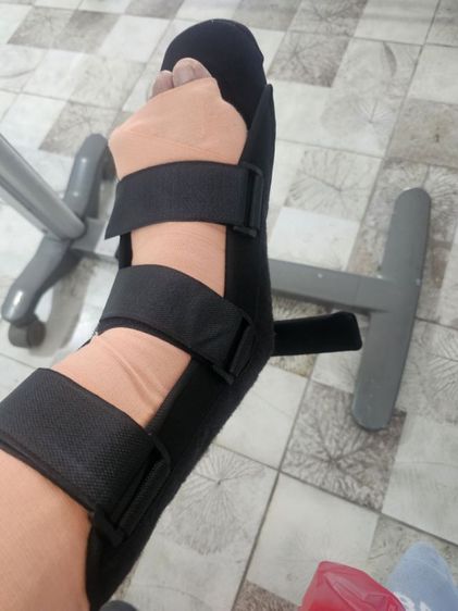 อุปกรณ์พยุงข้อเท้า รองเท้ารองเฝือก ขนาดเท้า 38-41 รูปที่ 10