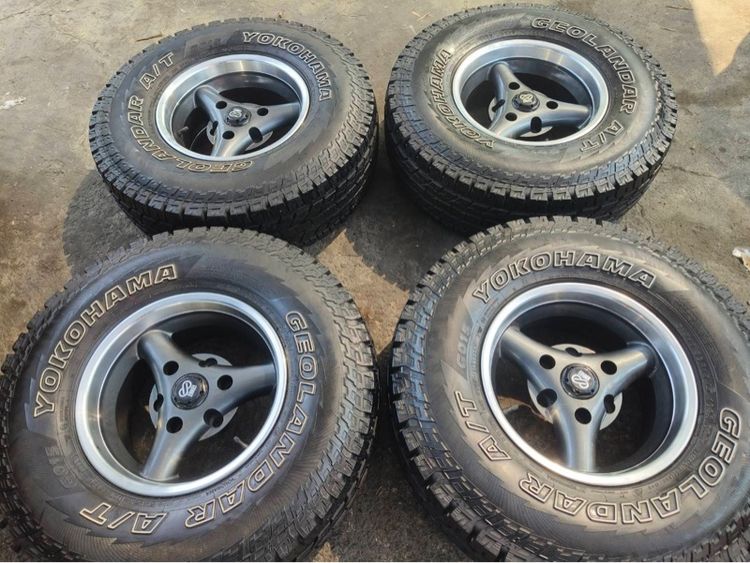 แม็ก ENKEI ขอบ 15  6 รู พร้อมยาง Yokohama 31  0.5ปี25สภาพ 90 ชุดละ 18,000 บาทครับ