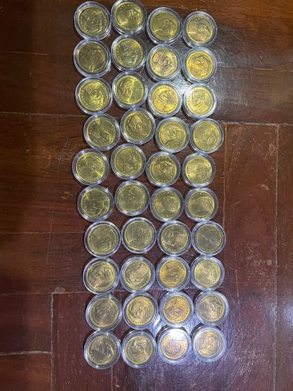 เหรียญไทย ชุดเหรียญ 25 และ 50 สต. ปี 2520 ถึง 2523 จำนวน 100 เหรียญ สภาพ unc