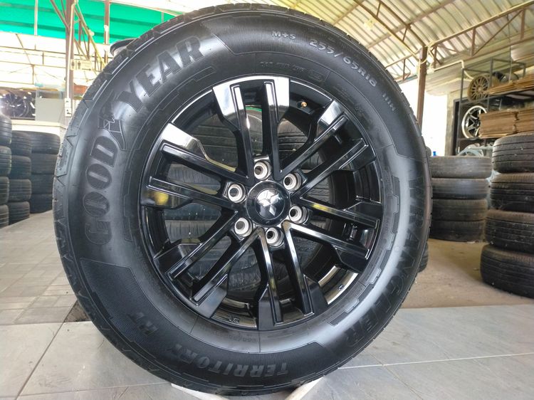 แม็กมิตซู ขอบ18 ป้ายแดง พร้อมยางกู๊ดเยียร์ 255 65 18 ปี25 ใส่ไทรทัน ปาเจโร่ 