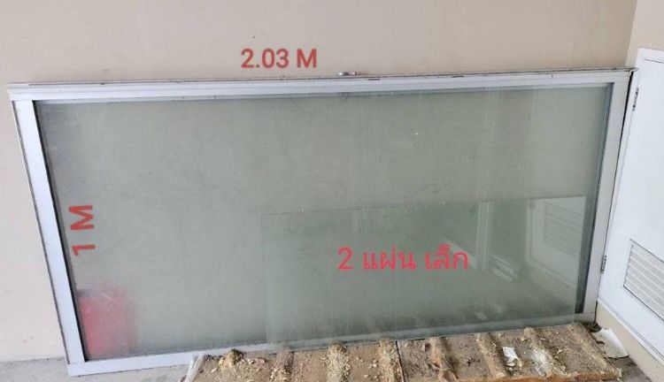 ประตูกระจก บานเลื่อน ราคานี้ ยกได้เลย มี 2 ชุด  1 ชุดสีขาว ถอดออกจาก กั้นห้อง บริเวณโรงรถ อีกชุด ถอดมาจากคนโด รูปที่ 2