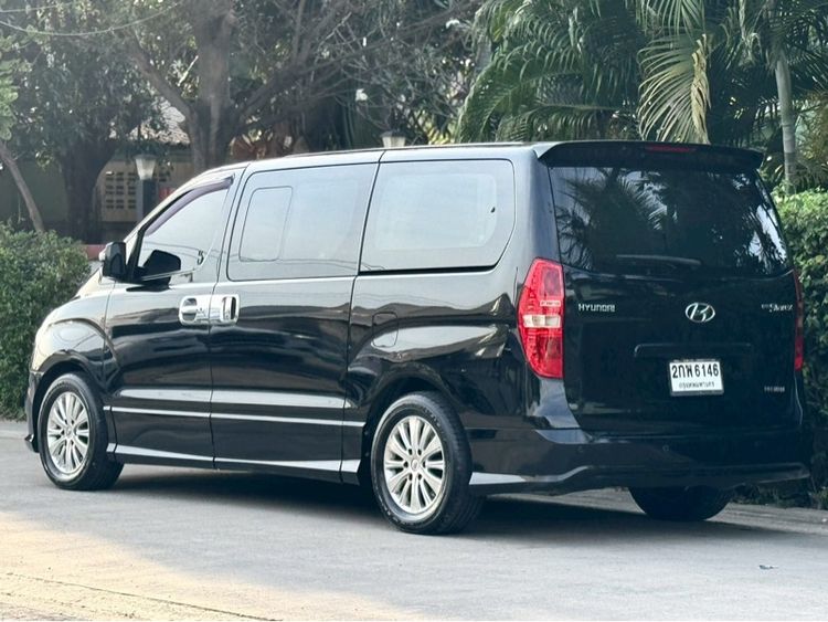 Hyundai H-1  2013 2.5 GRAND STAREX Van ดีเซล ไม่ติดแก๊ส เกียร์อัตโนมัติ ดำ รูปที่ 3