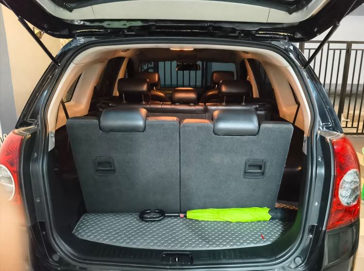 Chevrolet Captiva 2013 2.4 LSX Utility-car เบนซิน ไม่ติดแก๊ส เกียร์อัตโนมัติ ดำ รูปที่ 2