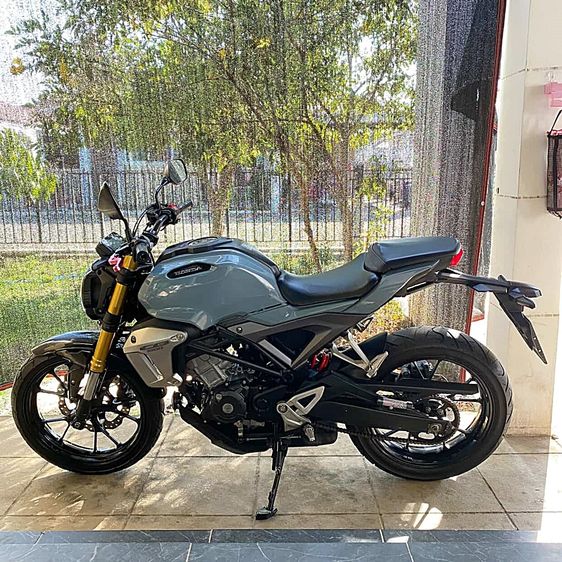 Honda CB 150R ABS Pearl Cadet Gray 2018 