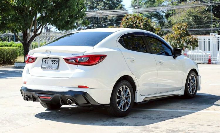 Mazda Mazda 2 2019 1.3 High Plus Sedan เบนซิน ไม่ติดแก๊ส เกียร์อัตโนมัติ ขาว รูปที่ 4