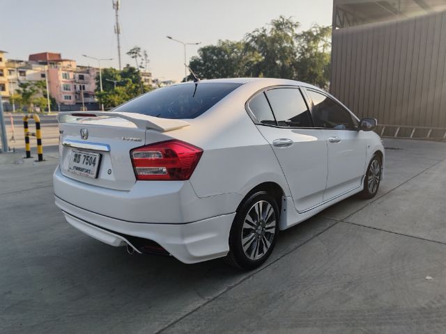 Honda City 2012 1.5 S i-VTEC Sedan เบนซิน ไม่ติดแก๊ส เกียร์อัตโนมัติ ขาว รูปที่ 4