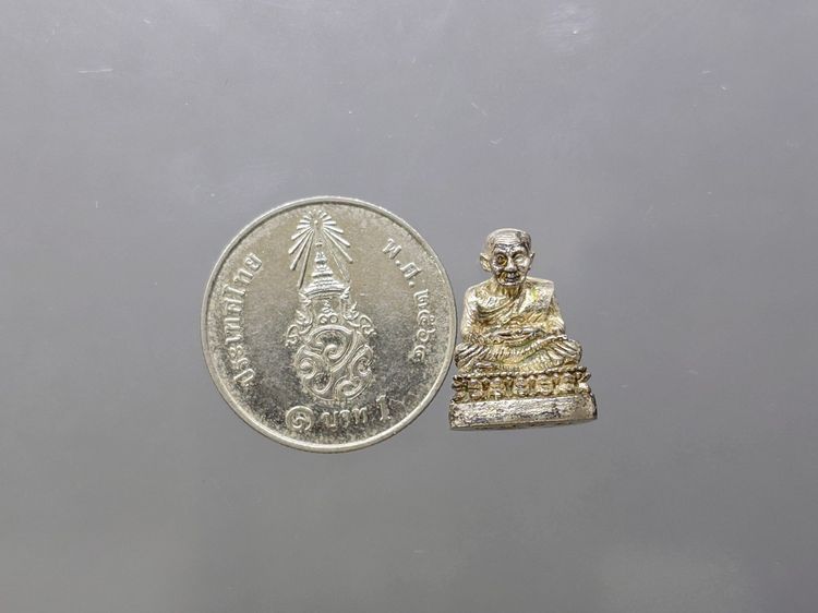 รูปหล่อหลวงพ่อทวด วัดช้างให้ เนื้อเงิน พิมพ์เล็ก รุ่นสร้างพระตำหนักฯ ร.9 ปากพนัง (สร้างบ้านให้พ่อ) ปี 2541 พร้อมตลับเดิม รูปที่ 8