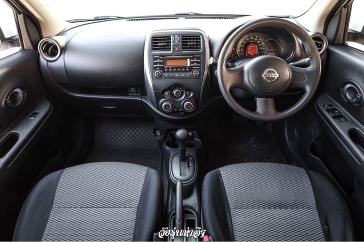 รถ Nissan March 1.2 EL สี ขาว