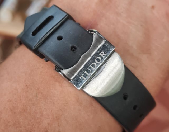 นาฬิกาสวิสดำน้ำ 200เมตร ยี่ห้อ TUDOR รุ่น Black Bay Heritage ref.79230R สภาพสวย รูปที่ 6
