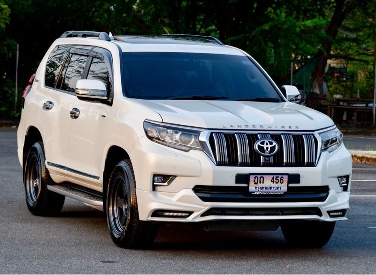 รถ Toyota Land Cruiser Prado 3.0 D4D 4WD สี ขาว