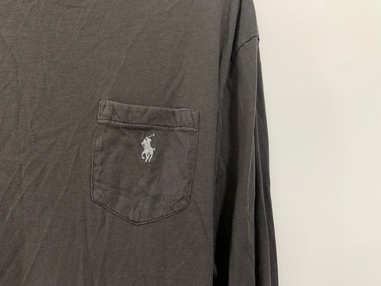 เสื้อแขนยาว POLO Ralph Lauren กระเป๋าอกซ้าย ปักม้าขาว แท้ 💯 size M ขนาด ธิอก 21 ยาว 27 นิ้ว สภาพดีมาก ทรงสวย ดีเทลดี เนื้อผ้านิ่มมาก รูปที่ 2