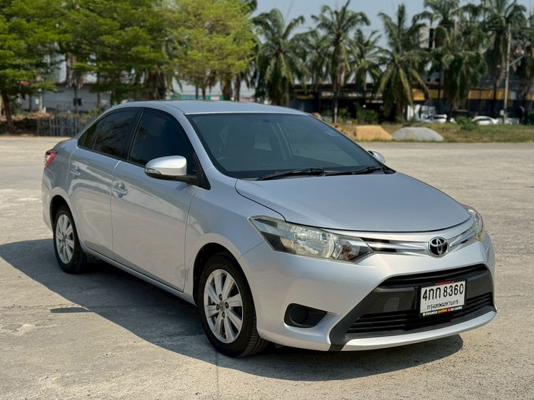 Toyota Vios 2015 1.5 E Sedan เบนซิน ไม่ติดแก๊ส เกียร์อัตโนมัติ บรอนซ์เงิน รูปที่ 2