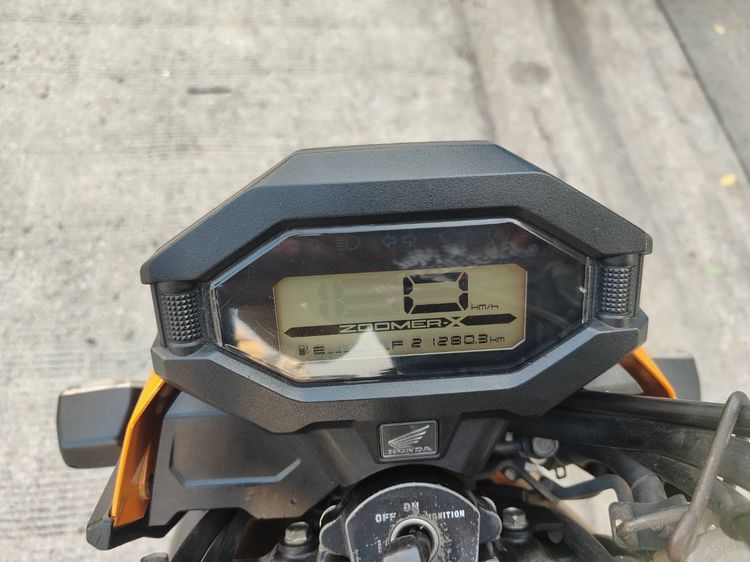 🛵ยังไงก็ขาย ZOOMER-X ปี 61(งดต่อ) เครื่องดี สีสวย สตาร์ทมือ ไมล์ดิจิตอล เล่มชุดโอนครบ+เปลี่ยนถ่ายน้ำมันเครื่องฟรี ส่งฟรี30 ก.ม รูปที่ 8