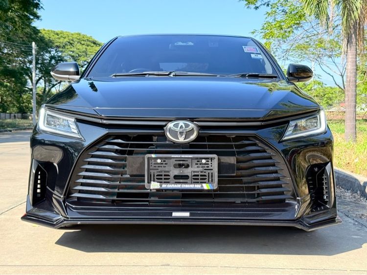 Toyota Yaris ATIV 2023 1.2 Smart Sedan เบนซิน เกียร์อัตโนมัติ ดำ รูปที่ 2