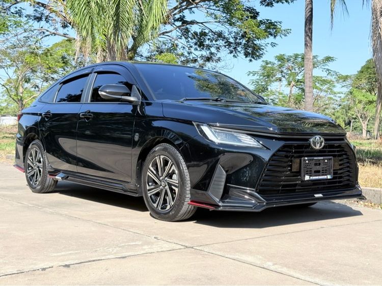 Toyota Yaris ATIV 2023 1.2 Smart Sedan เบนซิน เกียร์อัตโนมัติ ดำ รูปที่ 3