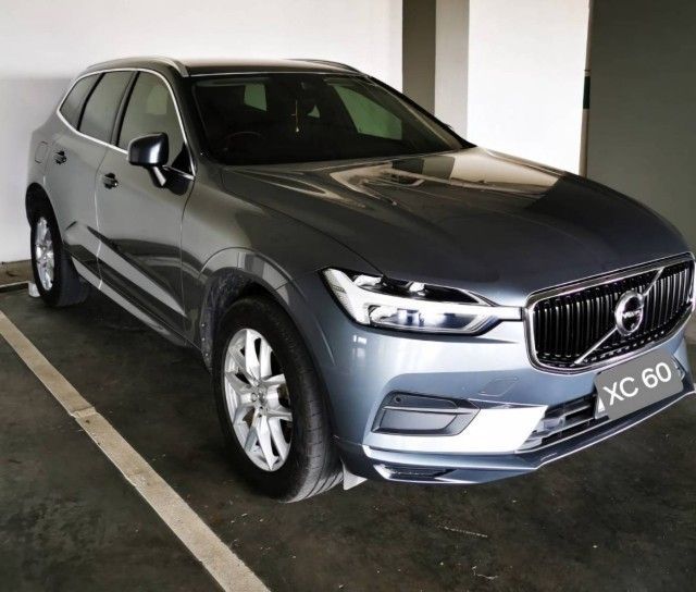 Volvo XC60 2019 2.0 D4 Momentum 4WD Utility-car ดีเซล ไม่ติดแก๊ส เกียร์อัตโนมัติ เทา รูปที่ 2
