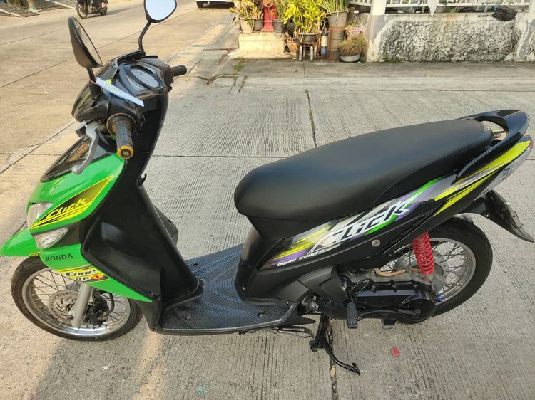 🛵ยังไงก็ขาย CLICK ปี 49 เครื่องดี สีสวย สตาร์ทมือ เล่มชุดโอนครบ+เปลี่ยนถ่ายน้ำมันเครื่องฟรี ไม่มีส่งฟรี รูปที่ 2