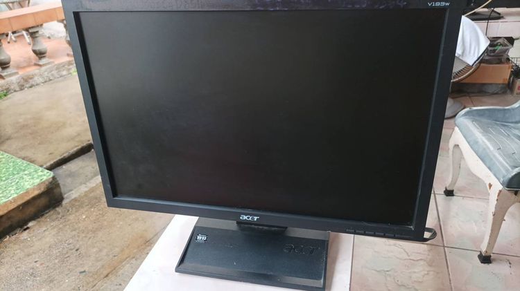 monitor ACER ขนาด 19" รุ่น v193w มีพอรท dvi vga ไร้เส้นไร้จุด พร้อมใช้งาน ขาย 490 บาท  รูปที่ 2