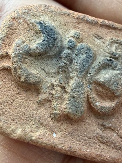 หลวงพ่อปาน วัดบางนมโค จ.อยุธยาฯ พิมพ์ขี่ไก่นิยมเนื้อดินเผาเก่าๆโบราณยุคต้นบล๊อคไม้ เก่าจริงถึงยุค พระเก่าๆ เหมาๆบ้านๆ พระคนแก่เก่าๆเก็บ รูปที่ 6