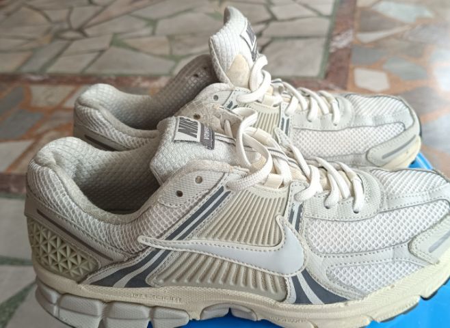 ขายถูก Nike Vomero 5 สี ขาวเขียว นิยม size 43-275cm สภาพสวย ใส่นุ่ม เบาสบาย รูปที่ 12