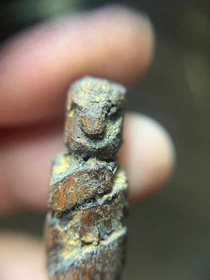 กุมานดูดรถไม้แกะลงรักปิดทอง ไม่รู้ที่ (มีสินค้าหลายรายการกดเข้ามาดูในโปรไฟล์ได้เลยครับ)