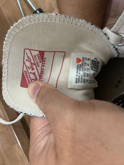 รองเท้า converse x comme des garçons play แท้ 💯 เบอร์ EU 41 cm 26 คนเท้า 25.5-26.5 cm ใส่ได้ครับ สภาพดีมาก พื้นเต็ม ทรงสวย หายากน่าสะลมครับ รูปที่ 7