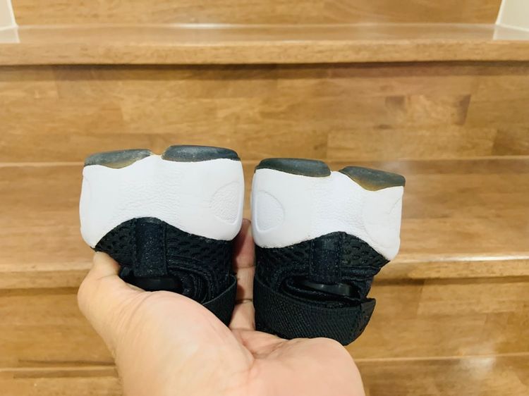 รองเท้า NIKE แท้ 💯 เบอร์ EU 40.5 cm 26 คนเท้า 25-26 cm ใส่ได้ครับ สภาพดีมาก พื้นเต็ม ทรงสวย หายากน่าสะลมครับ รูปที่ 6