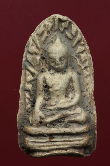 พระรอดลำพูนสวยๆค่ะเก่าค่ะ