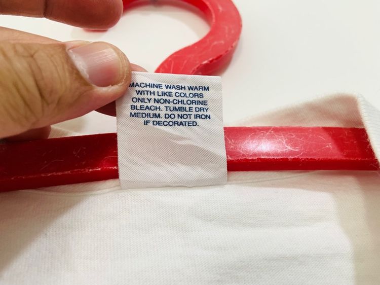 เสื้อยืด SUPREME แท้ 💯 size S ขนาด อก 19 ยาว 27 นิ้ว สภาพดีมาก ลายสวย เนื้อผ้าดีมากครับ หายากน่าสะสมครับ รูปที่ 5