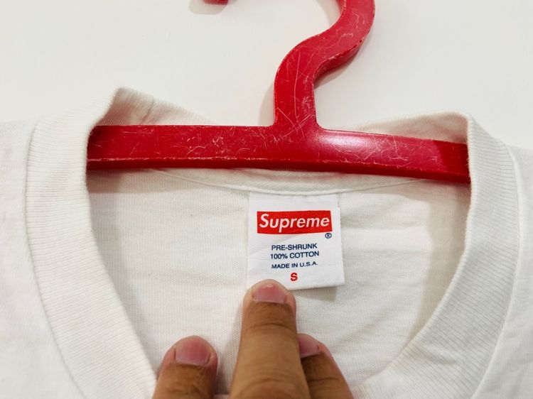 เสื้อยืด SUPREME แท้ 💯 size S ขนาด อก 19 ยาว 27 นิ้ว สภาพดีมาก ลายสวย เนื้อผ้าดีมากครับ หายากน่าสะสมครับ รูปที่ 4