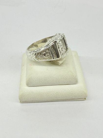 แหวนหลวงพ่อรวยปี 53 เนื้อเงิน เลี้ยมเงินแท้ ทันหลวงพ่อ รูปที่ 2