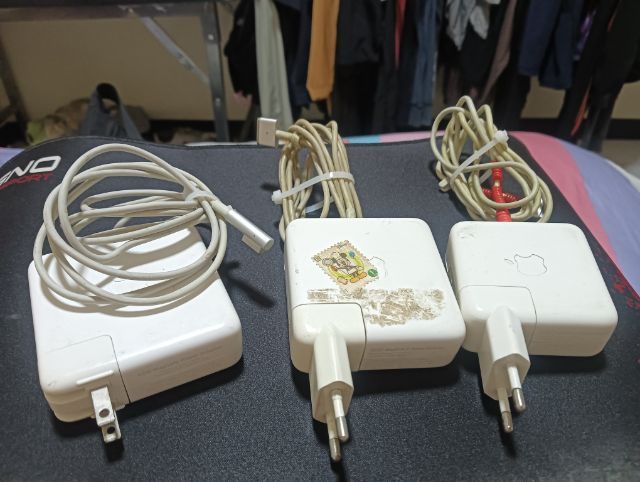 สายชาร์จ MacBook  magsafe สภาพพร้อมใช้ สายไม่ขาด รูปที่ 4