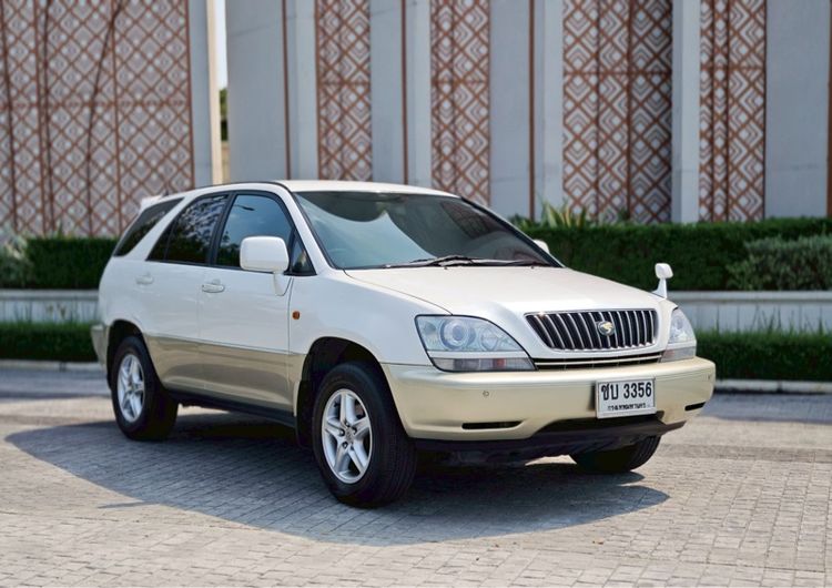 Toyota Harrier 2004 2.4 240G Utility-car เบนซิน LPG เกียร์อัตโนมัติ ขาว รูปที่ 2